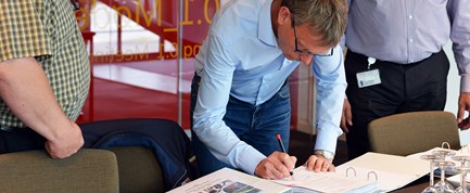 M.J. Eriksson baner vej for letbanen på Ørbækvej