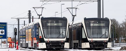 Første tur med letbanen til IKEA
