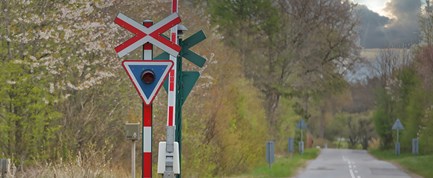 Hvorfor har letbanen ingen bomme?